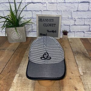 Apana Yoga Running Lightweight Workout Hat Gray Black
Size: ONE SIZE
